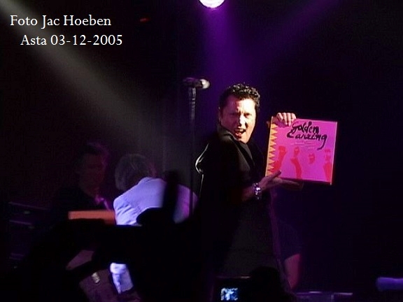 December 03 2005 Asta Den Haag book presentation: Barry Hay with book Golden Earring. Photo late Jac Hoeben